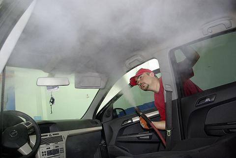 Бизнес по открытию сухой химчистки салона автомобиля
